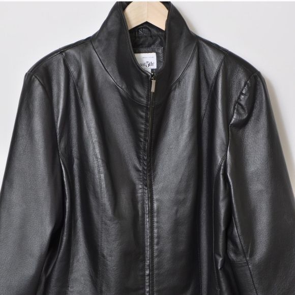 Women's Black Leather Jacket with Zipper. East5th. Small. New condition. - Picture 2 of 9